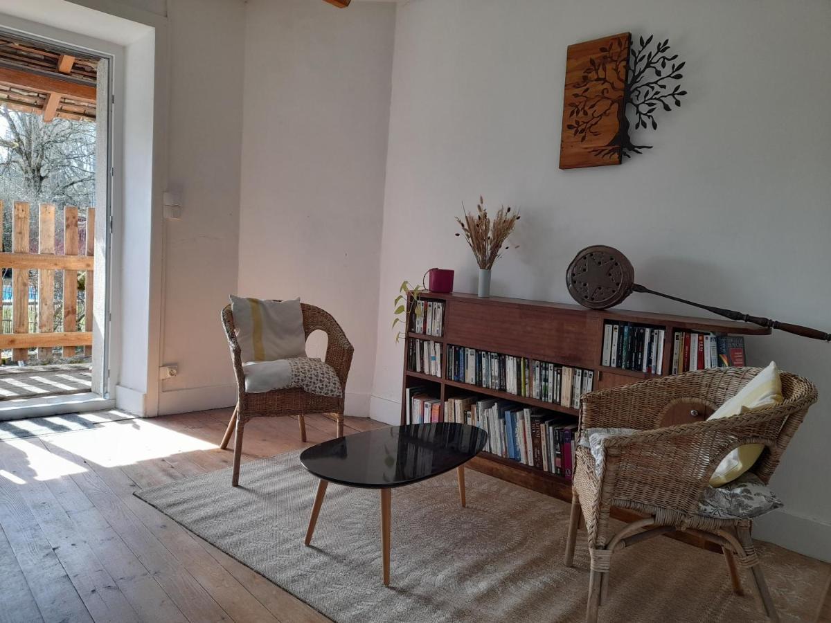 Avol D'Oiseau Bed & Breakfast Villers-Farlay Ngoại thất bức ảnh